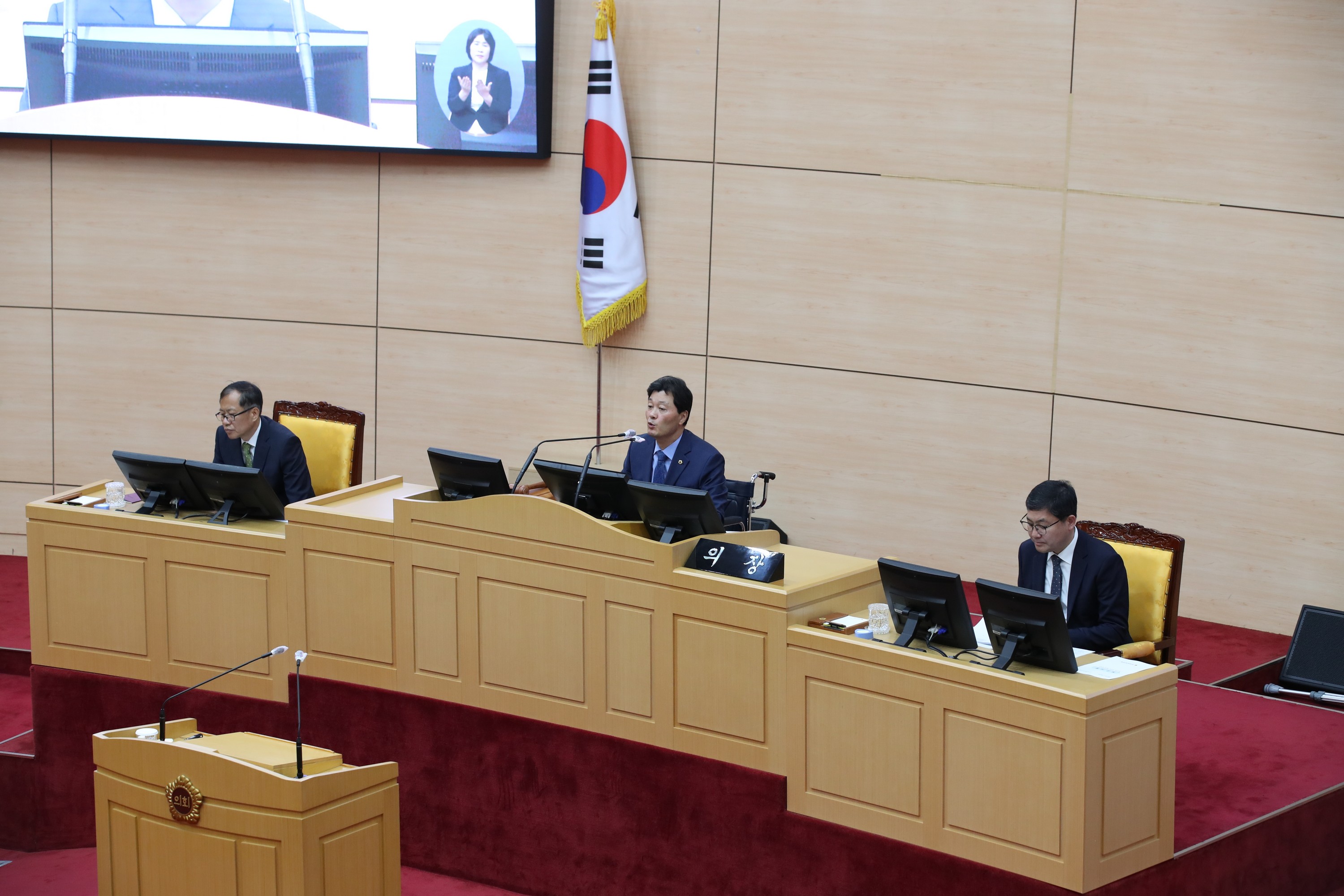 제371회 임시회 제2차 본회의 첨부이미지 : 23년05월17일 제371회 임시회 제2차 본회의 - 021.jpg