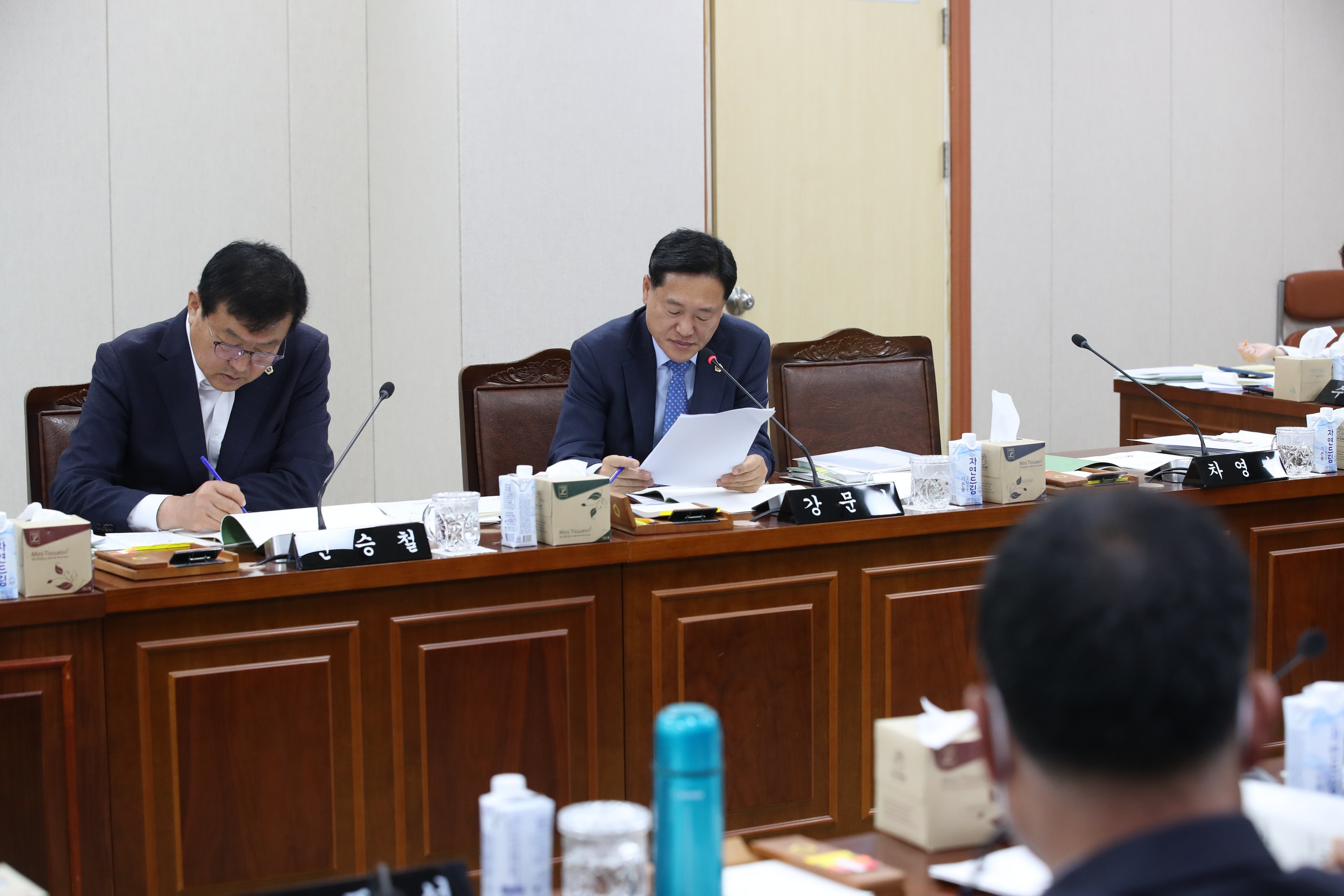 제367회 정례회 기획행정위원회 예산안심사 첨부이미지 : 22년11월21일 제367회 정례회 기획행정위원회 예산안심사 - 017.jpg