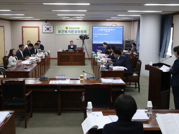 제376회 정례회 보건복지환경위원회 행정사무감사