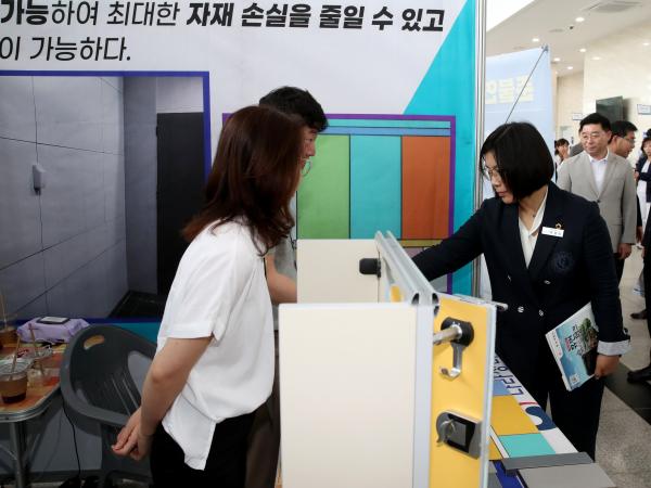 전남교육청 교육물품박람회 개막식 첨부이미지 : 23년06월28일 전남교육청 교육물품박람회 개막식 - 058.jpg