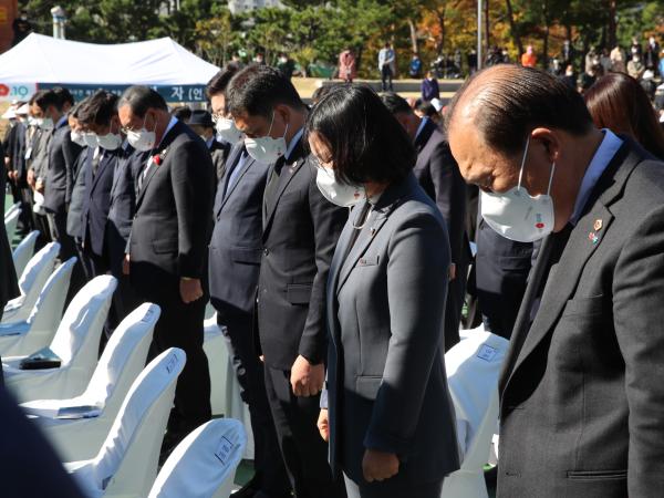 제74주기 여수.순천 10.19사건 합동추념식 첨부이미지 : 22년10월19일 제74주기 여수.순천 1019사건 합동추념식 - 0032.jpg