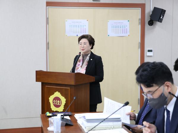 제367회 정례회 교육위원회 예산안심사 첨부이미지 : 22년11월23일 제367회 정례회 교육위원회 예산안심사 - 058.jpg