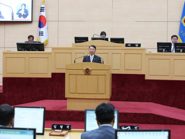제371회 임시회 제2차 본회의 첨부이미지 : 23년05월17일 제371회 임시회 제2차 본회의 - 081.jpg