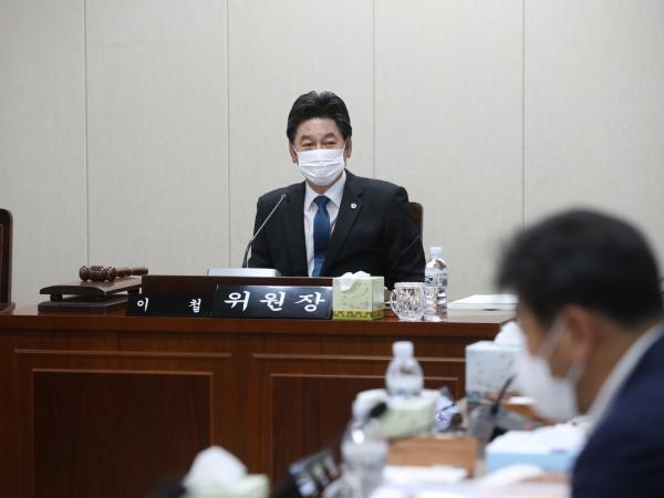 제365회 정례회 경제관광문화위원회 회의 첨부이미지 : 22년09월19일 제365회 정례회 경제관광문화위원회 회의  - 024.jpg