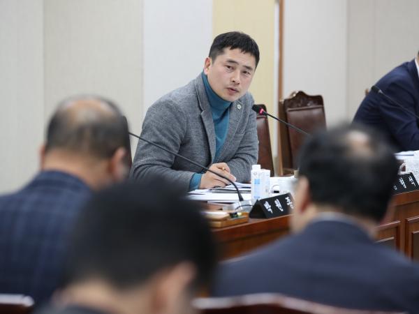 제376회 정례회 기획행정위원회 회의 첨부이미지 : 0001_20231201121924_2.jpg