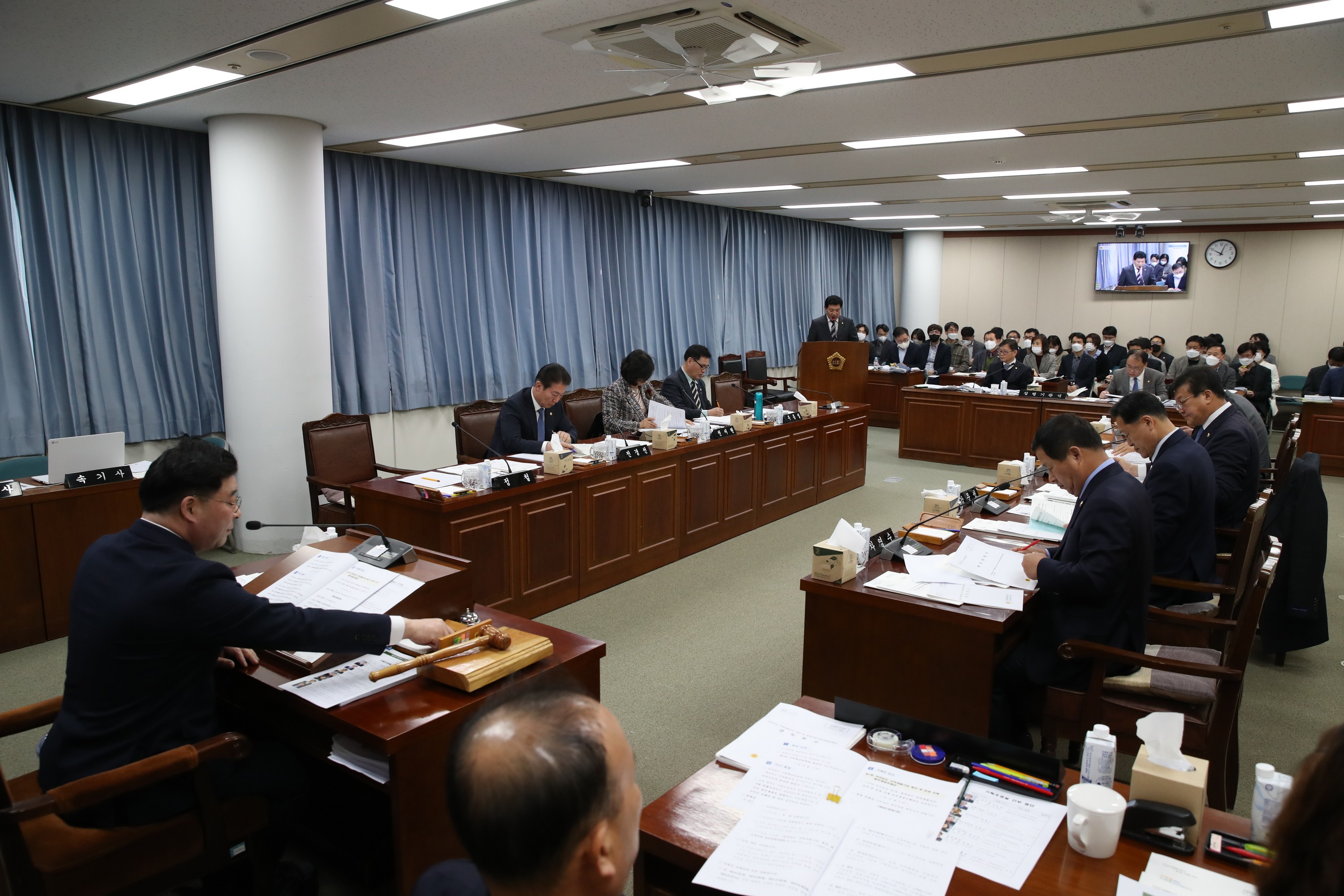 제368회 임시회 기획행정위원회 회의 첨부이미지 : 23년02월07일 제368회 임시회 기획행정위원회 회의 - 009.jpg