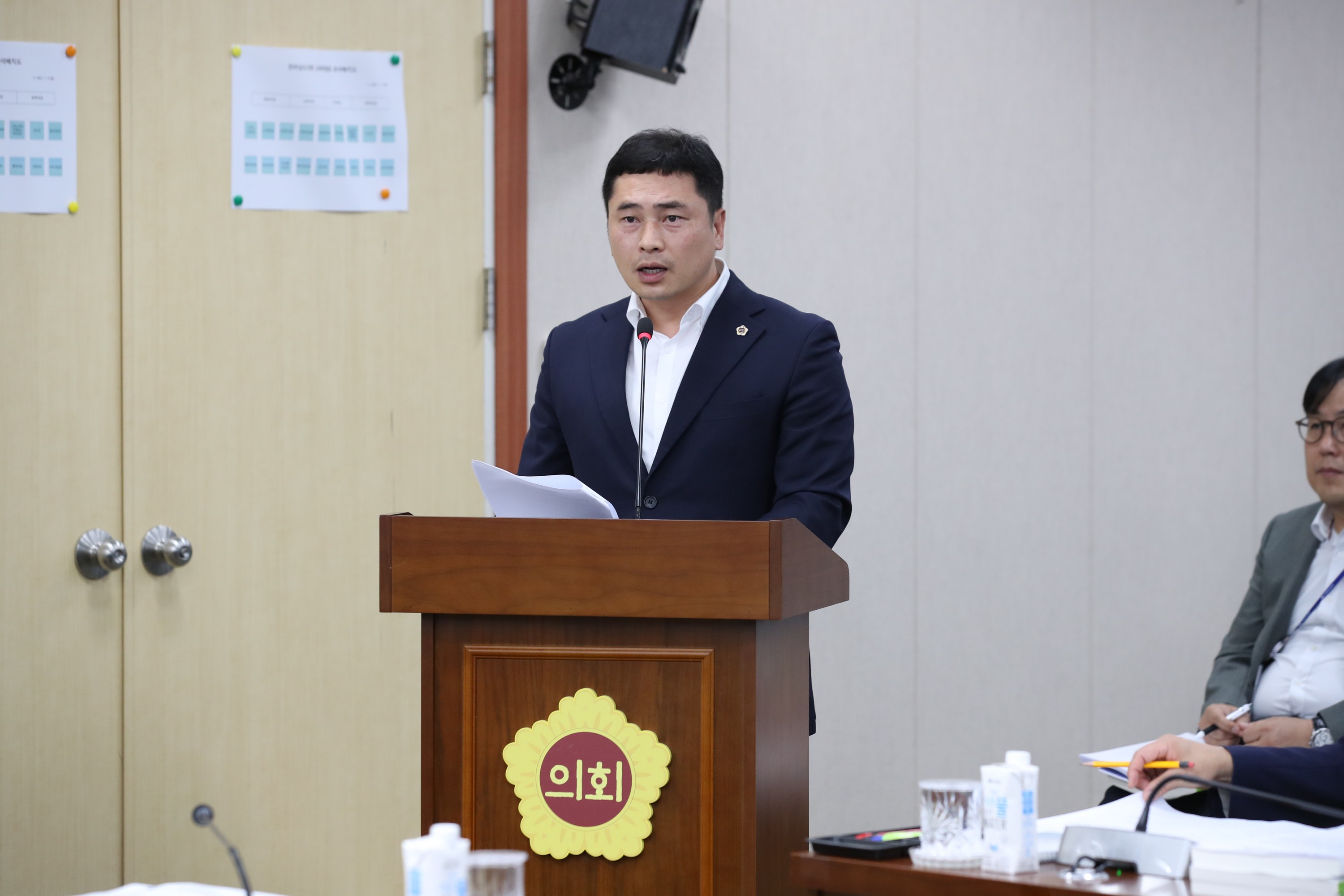 제373회 임시회 교육위원회 회의 첨부이미지 : 23년07월17일 제373회 임시회 교육위원회 회의 - 037.jpg