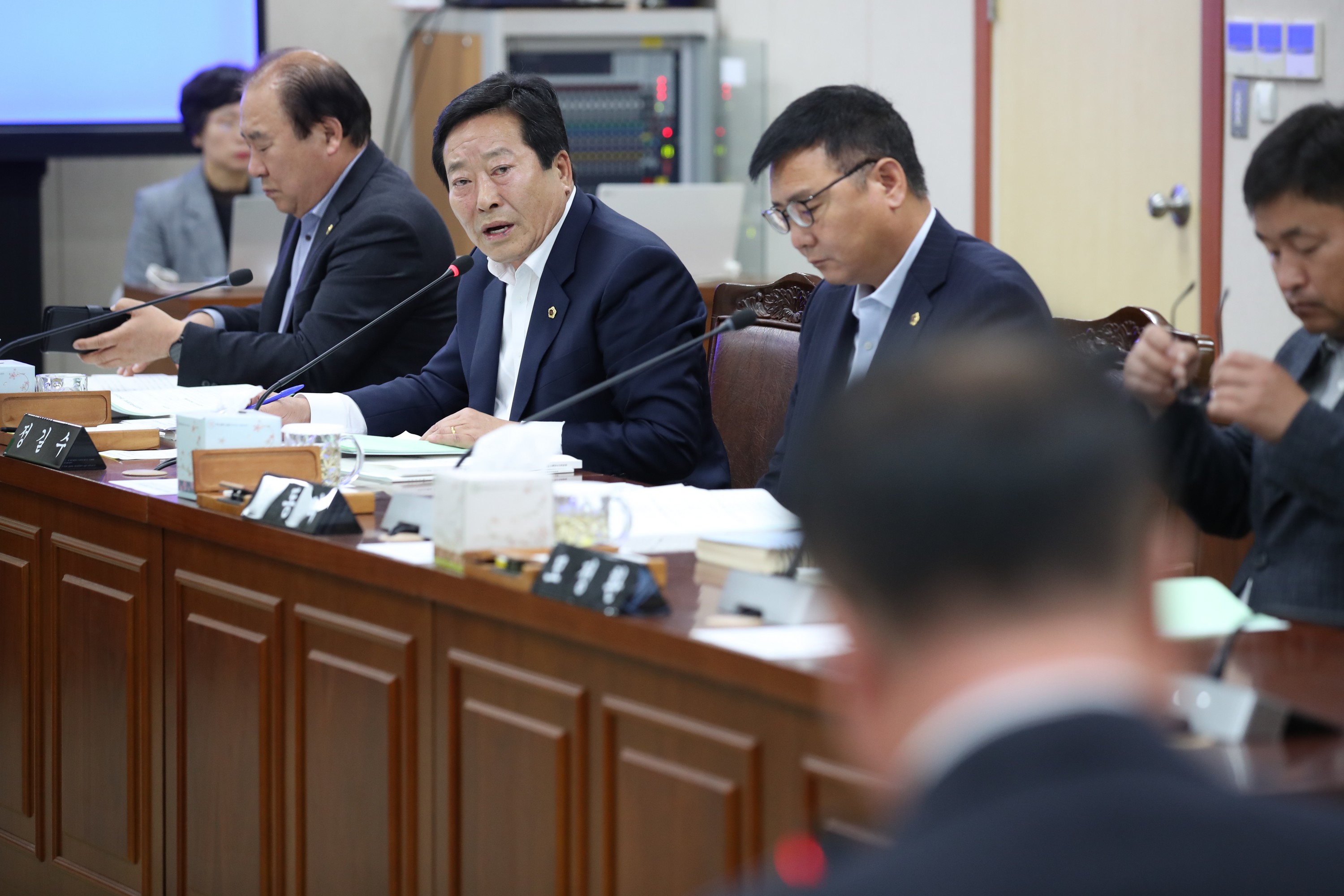 제376회 정례회 농수산위원회 행정사무감사 첨부이미지 : 0001_20231107070304_2.jpg