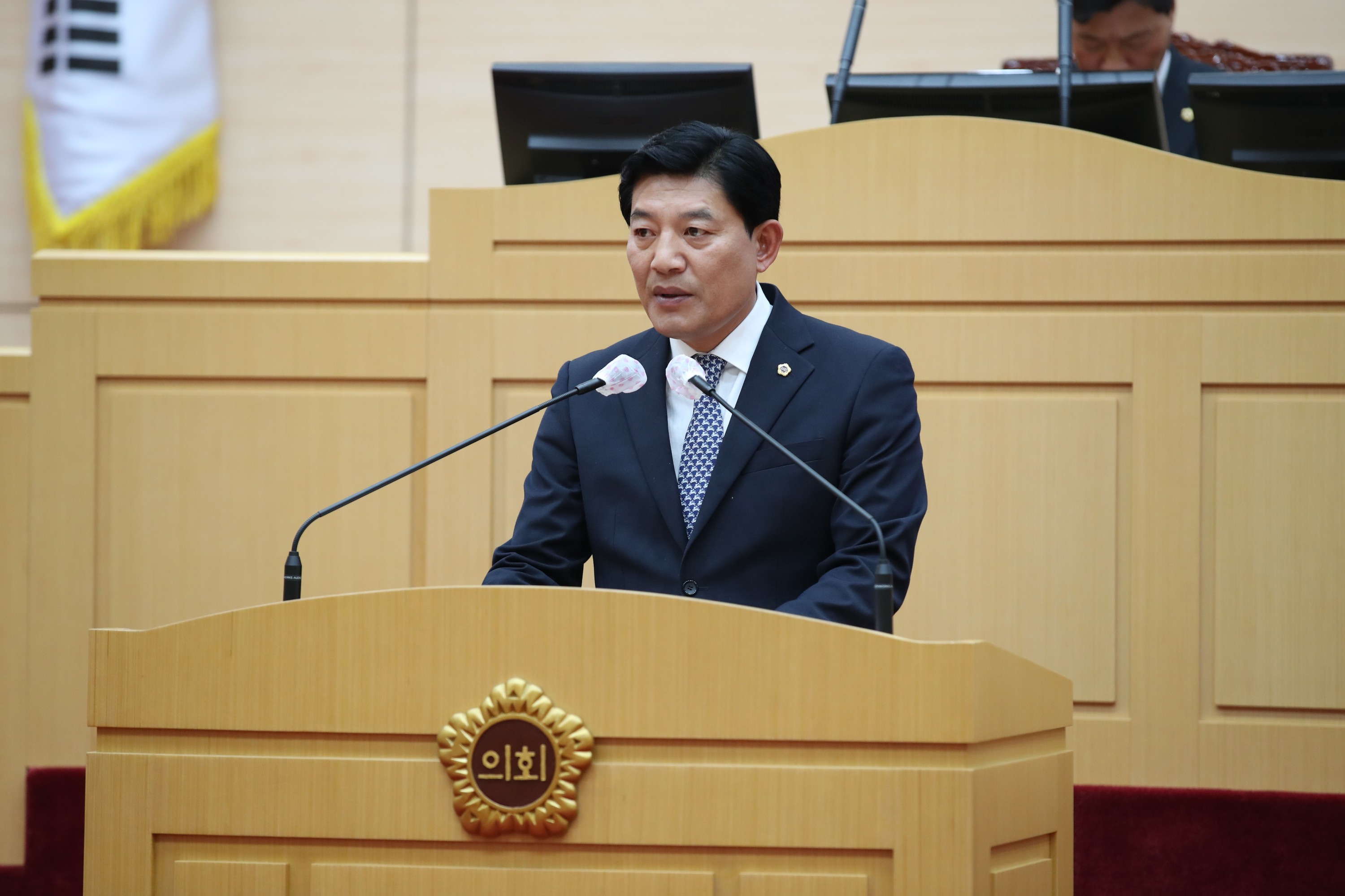 제369회 임시회 제2차 본회의 첨부이미지 : 23년03월16일 제369회 임시회 제2차 본회의 - 010.jpg