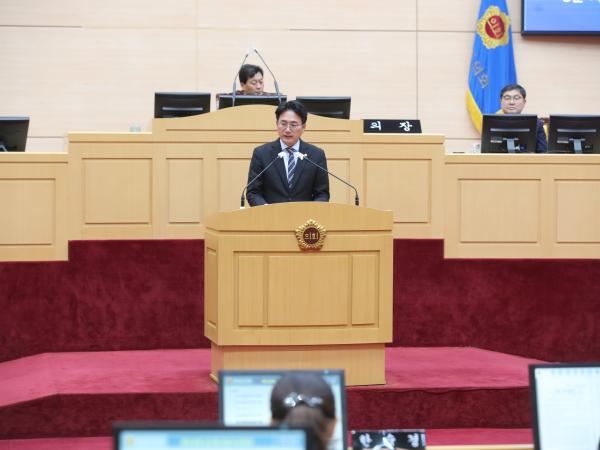 제368회 임시회 제2차 본회의 첨부이미지 : 23년02월10일 제368회 임시회 제2차 본회의 - 126.jpg