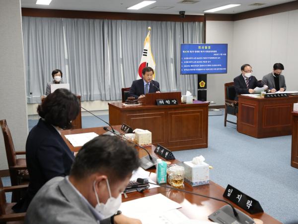 제367회 정례회 의회운영위원회 예산안심사 첨부이미지 : 22년11월16일 제367회 의회운영위원회 예산안심사 - 009.jpg