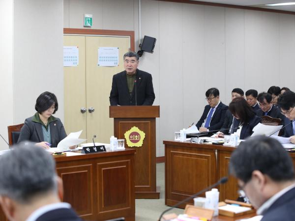 제377회 임시회 교육위원회 업무보고 등 회의 첨부이미지 : 24년01월24일 제377회 임시회 교육위원회 업무보고 - 016.jpg