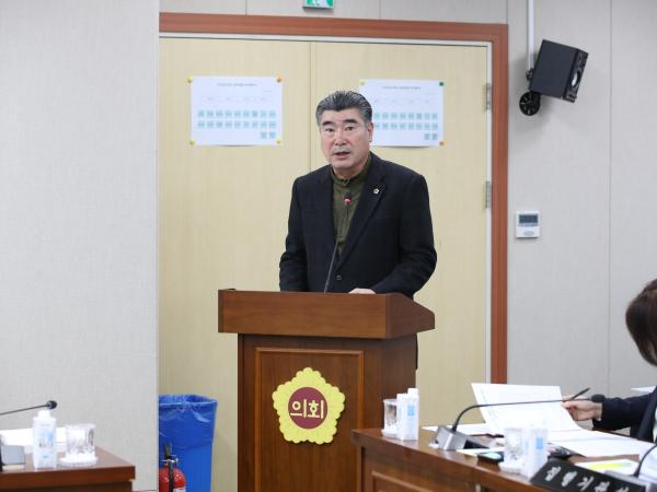 제377회 임시회 교육위원회 업무보고 등 회의 첨부이미지 : 24년01월24일 제377회 임시회 교육위원회 업무보고 - 018.jpg