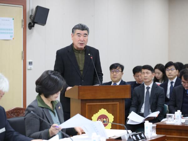 제377회 임시회 교육위원회 업무보고 등 회의 첨부이미지 : 24년01월24일 제377회 임시회 교육위원회 업무보고 - 015.jpg
