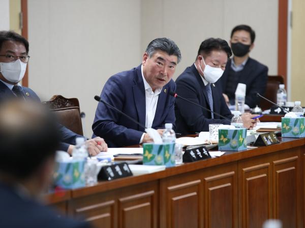 제367회 정례회 안전건설소방위원회 행정사무감사 첨부이미지 : 22년11월07일 제367회 정례회 안전건설소방위원회 행정사무감사 - 016.jpg