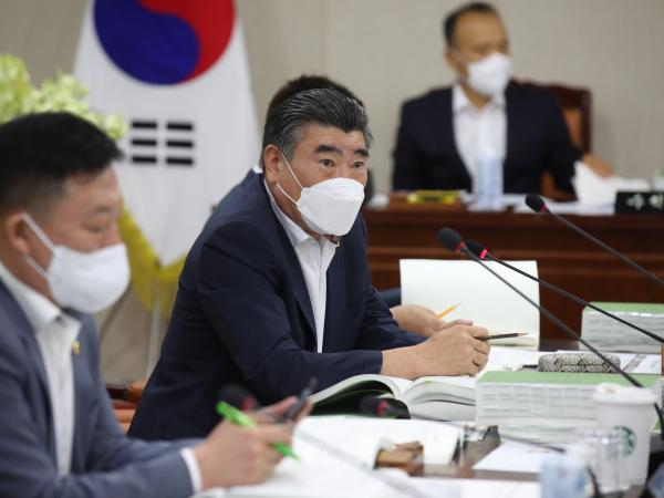 전라남도 2022년 제1회 추가경정예산안 심사 첨부이미지 : 22년07월26일 2022년 제1회 추경 예산안 심사 - 048.jpg