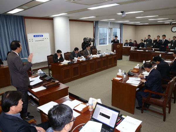 15년11월25일 경제관광문화위원회행정사무감사 - 006 3