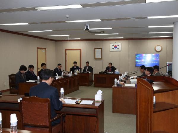 16년02월18일 경제관광문화위원회 회의 - 004 3