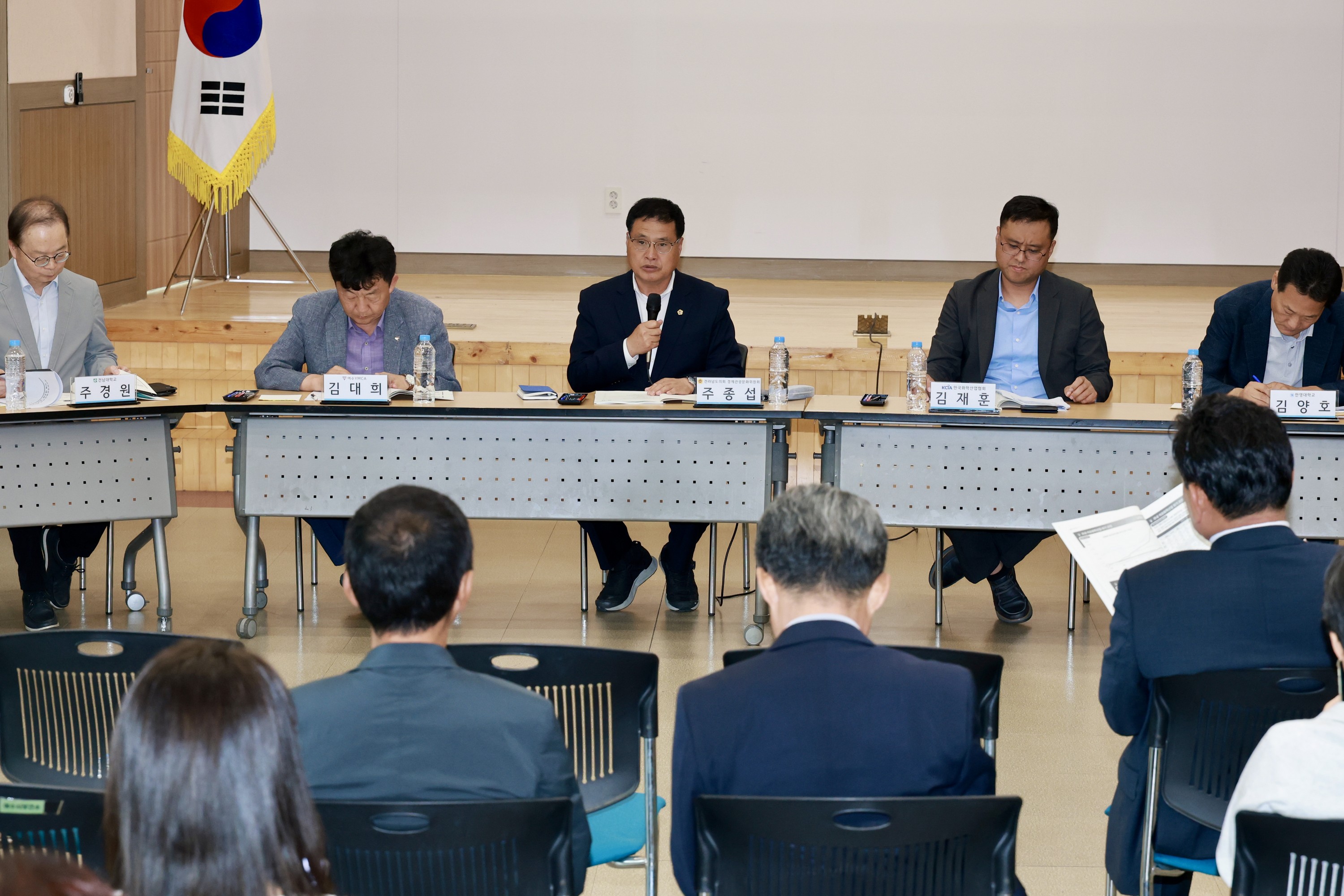 26년6월08일 여수산단 위기대응과 미래 대전환 정책토론회 - 0277