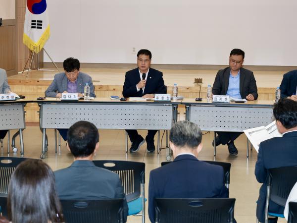 26년6월08일 여수산단 위기대응과 미래 대전환 정책토론회 - 027 7