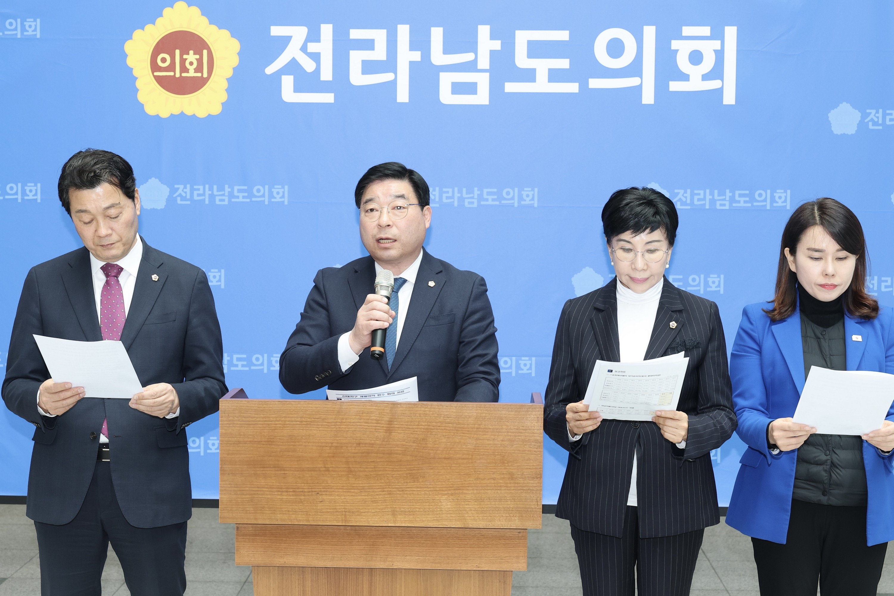 26년2월26일 순천 신대ㆍ선월지구 개발이익 환수 특별위원회 기자회견 - 0112