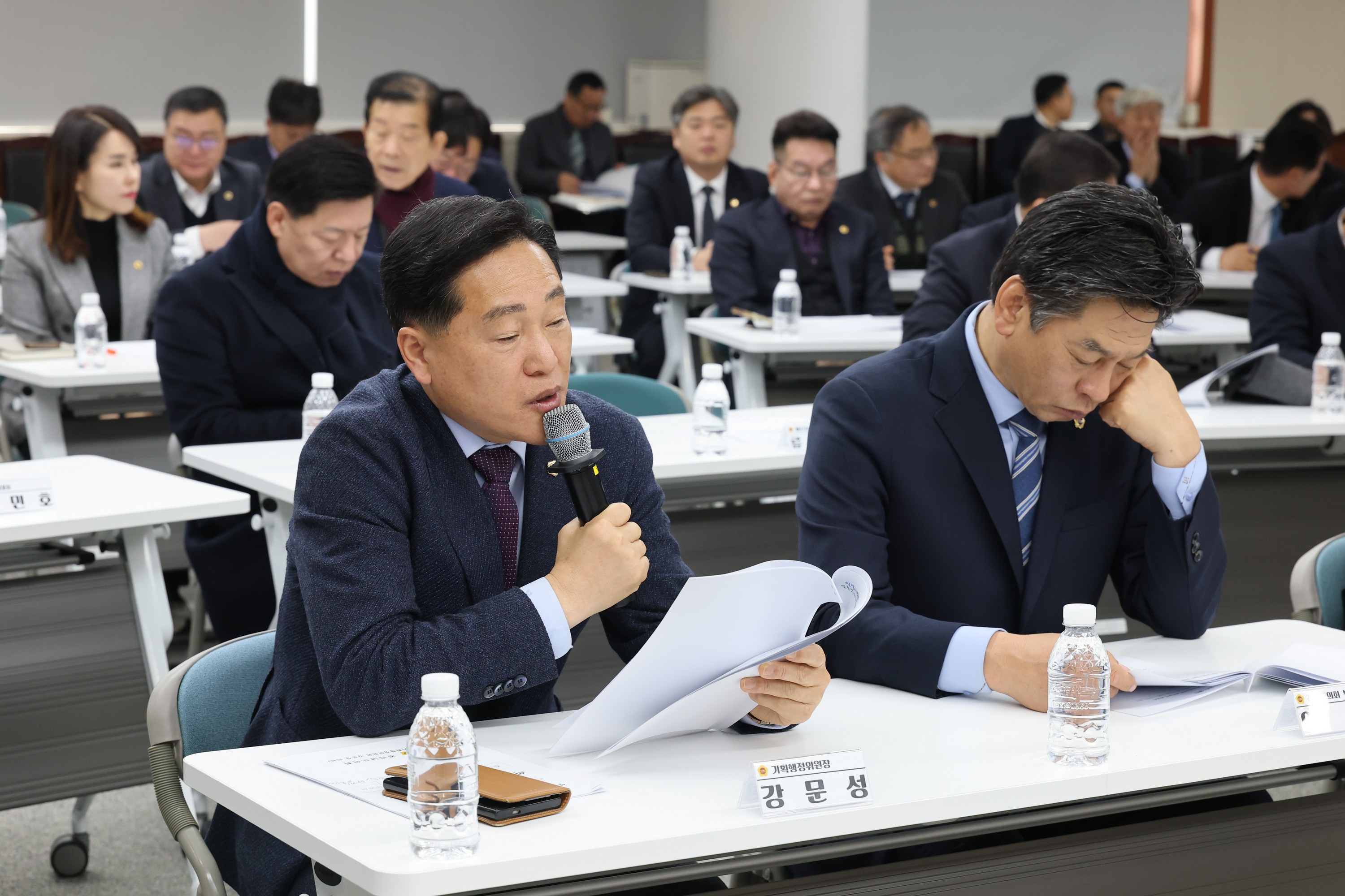 26년2월4일 전라남도의회 의원총회 - 0192