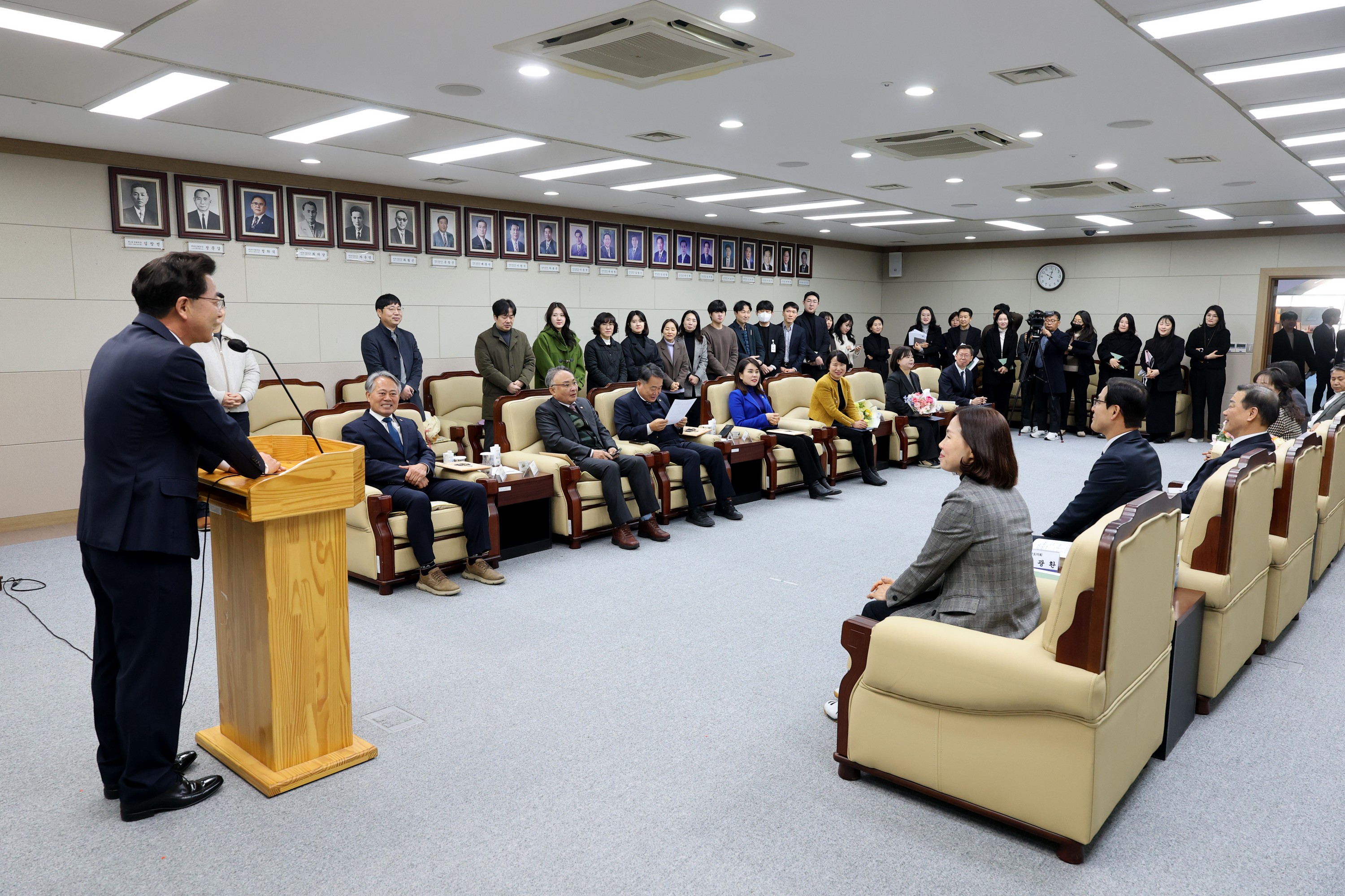 26년2월9일 2025년동 ESG 실천 우수의원ㆍ부서 시상상 - 0462