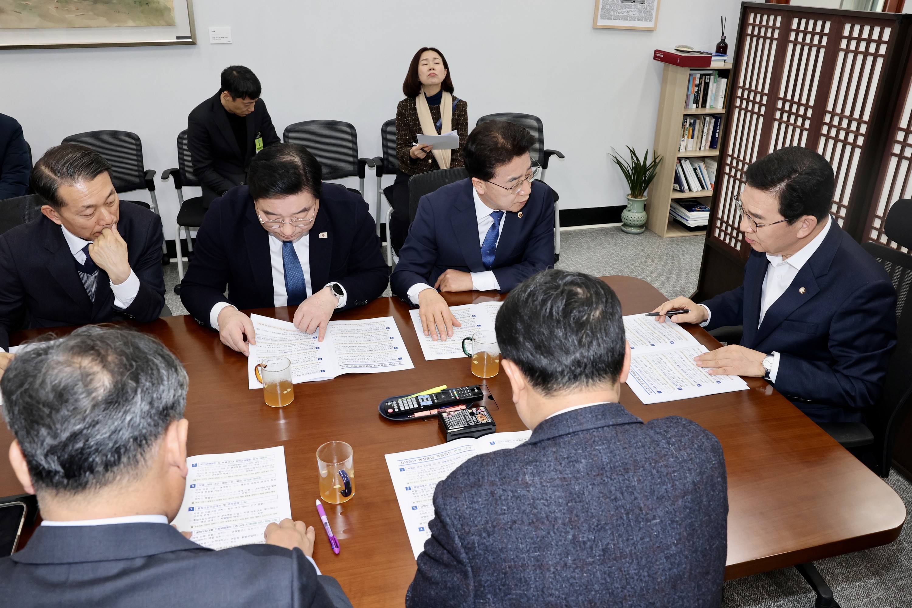 26년2월5일 전남ㆍ광주 행정통합 관련 국회 행안위 방문 - 0115