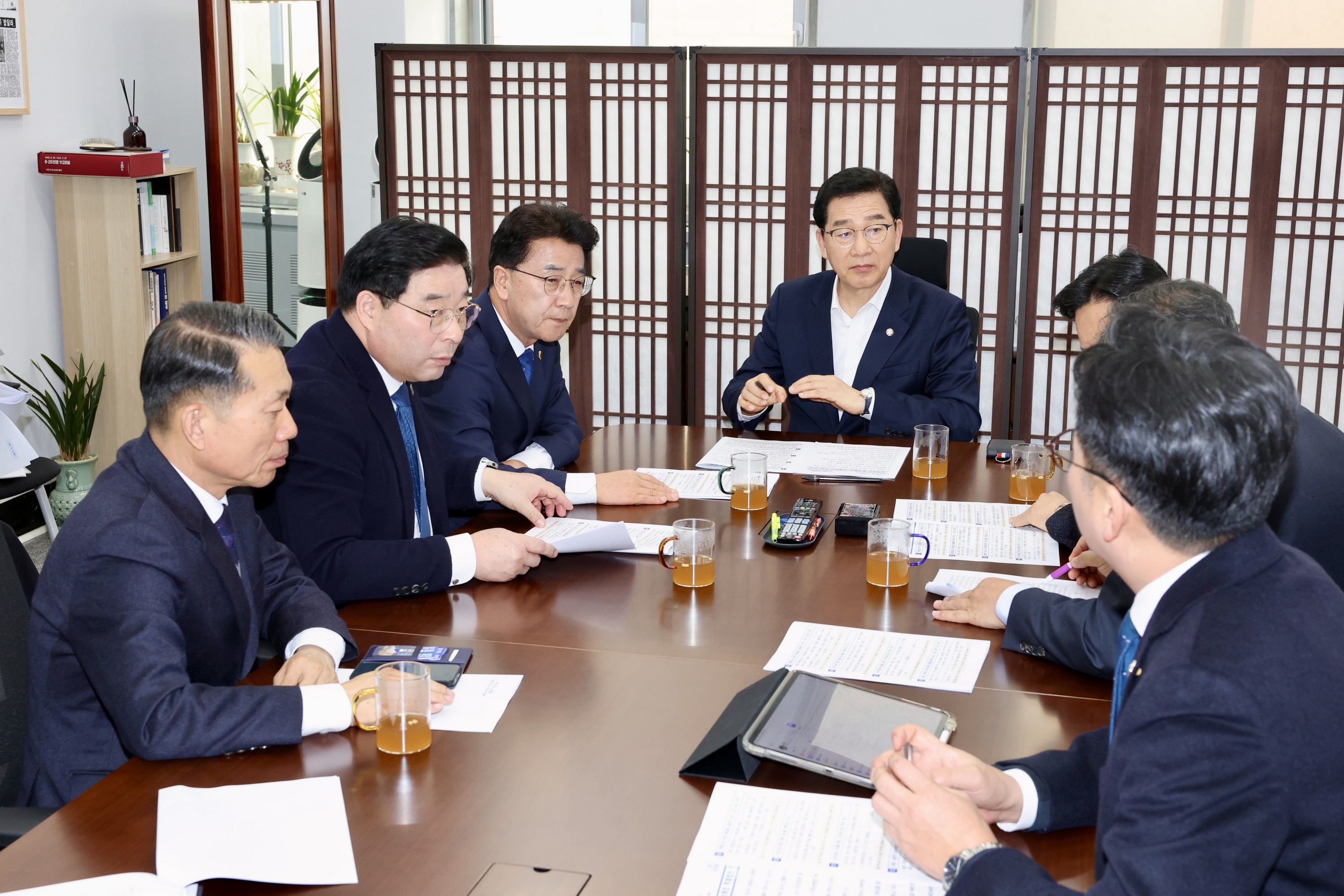 26년2월5일 전남ㆍ광주 행정통합 관련 국회 행안위 방문 - 0164