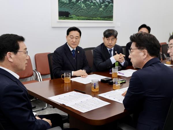 26년2월5일 전남ㆍ광주 행정통합 관련 국회 행안위 방문 - 009 3