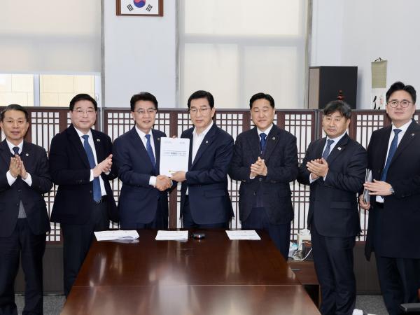 26년2월5일 전남ㆍ광주 행정통합 관련 국회 행안위 방문 - 028 10