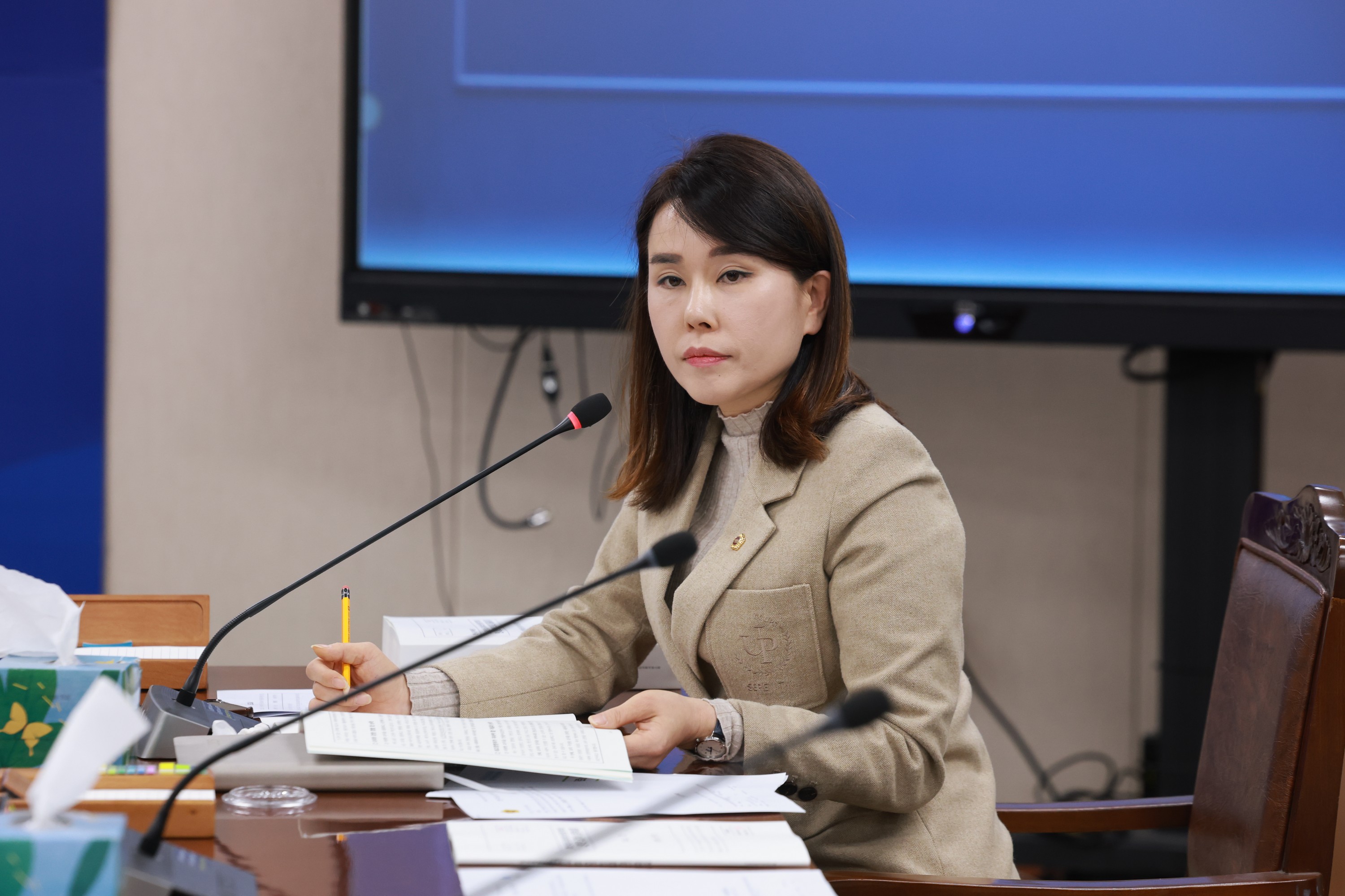 26년2월3일 (재)전라남도사회서비스원장 후보자 인사청문회 - 0585