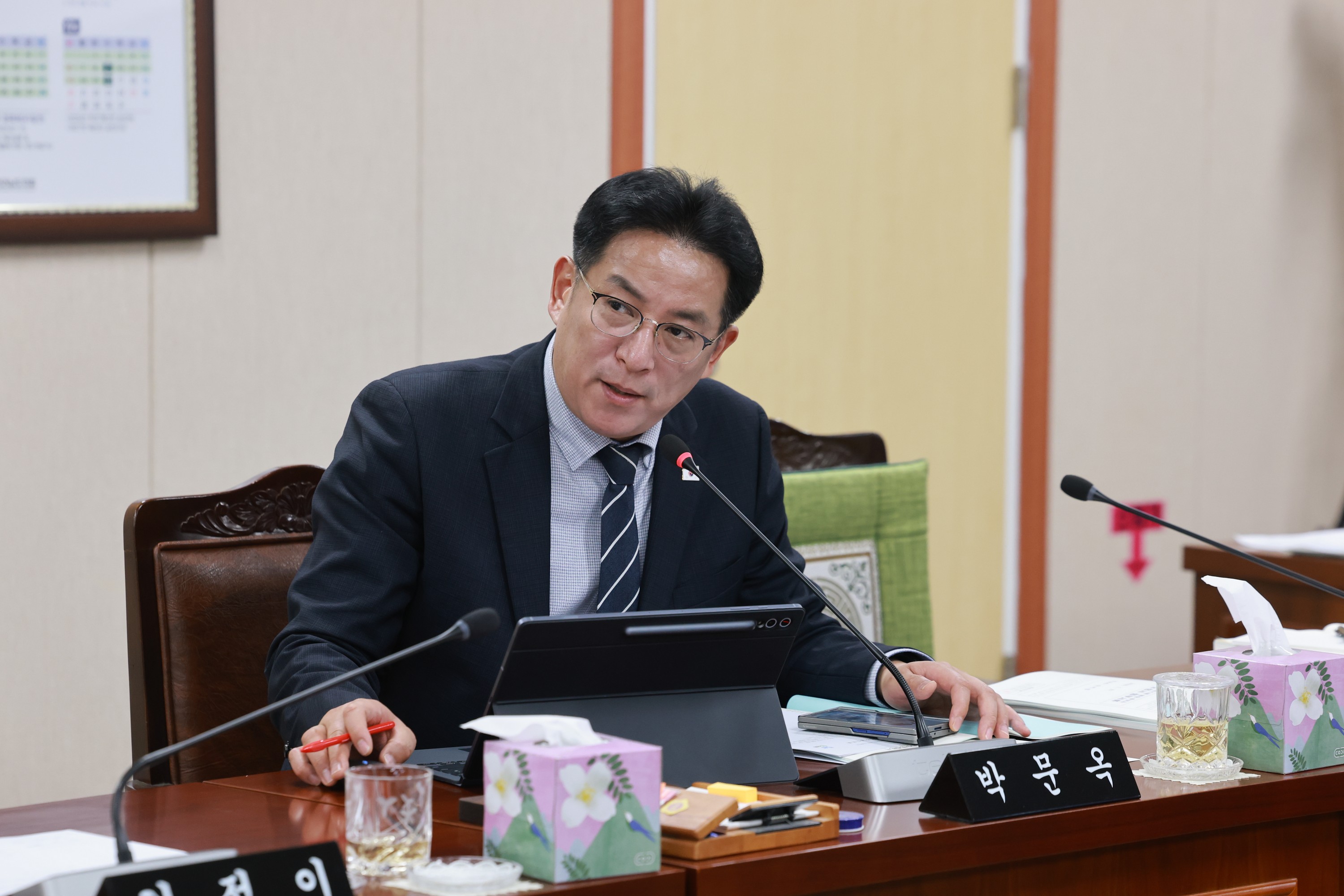 26년2월3일 (재)전라남도사회서비스원장 후보자 인사청문회 - 0476