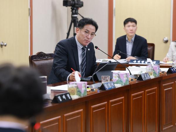 26년2월3일 (재)전라남도사회서비스원장 후보자 인사청문회 - 042 3