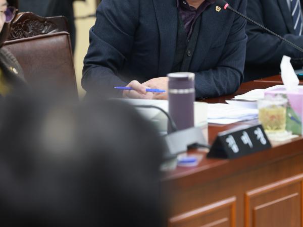 26년2월3일 (재)전라남도사회서비스원장 후보자 인사청문회 - 027 8