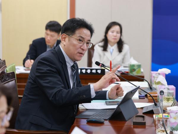 26년2월3일 (재)전라남도사회서비스원장 후보자 인사청문회 - 051 9