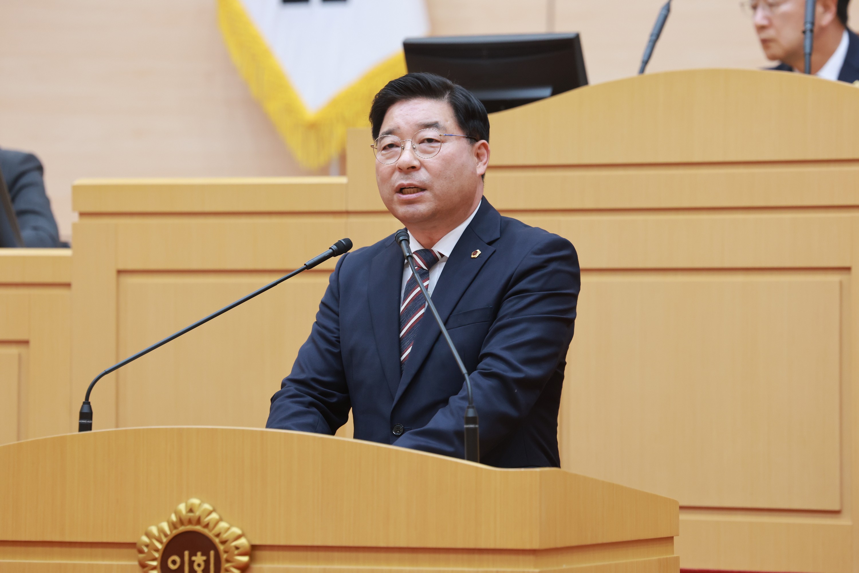 26년4월21일 제398회 임시회 제1차 본회의 - 0909