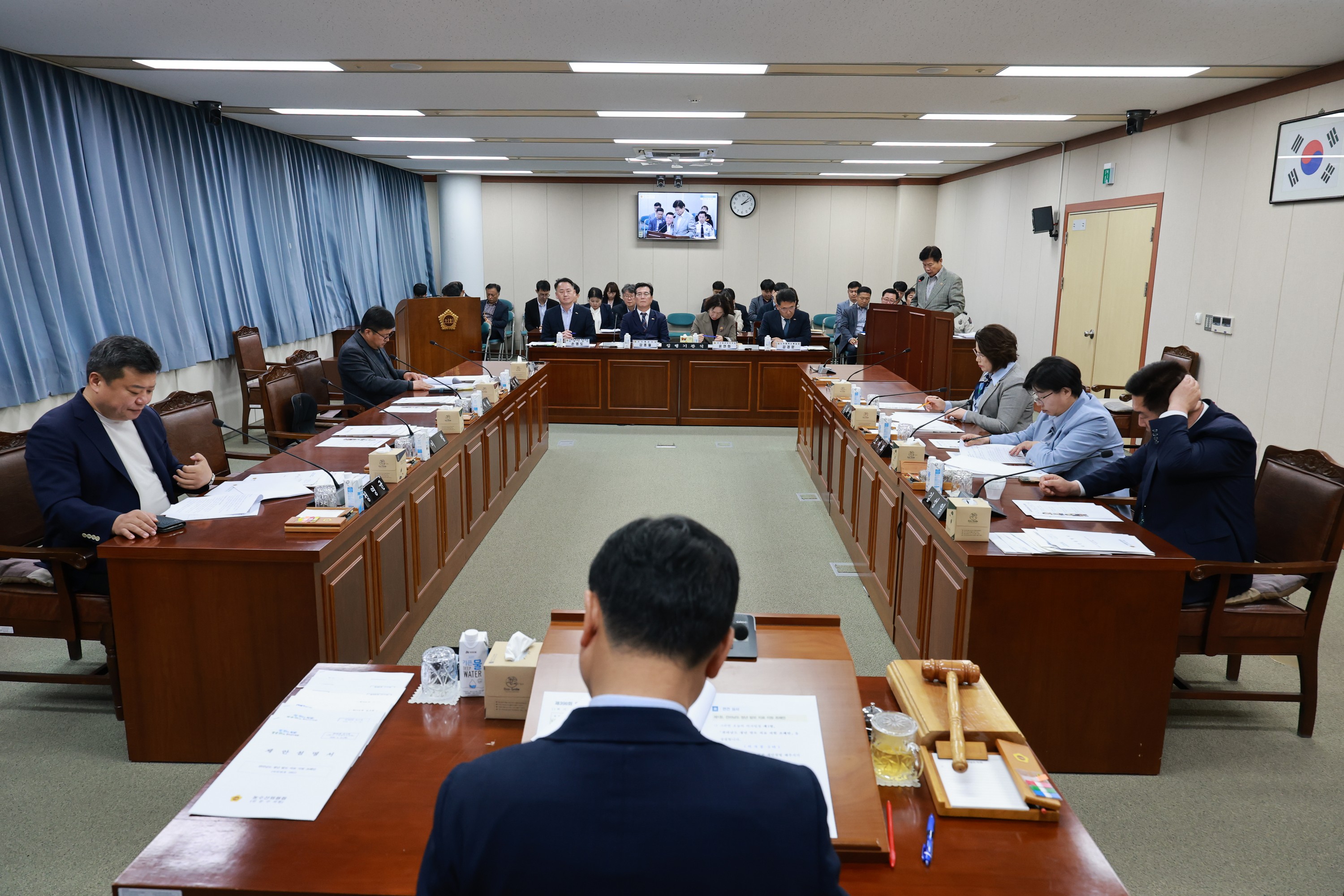 26년4월21일 제398회 임시회 기획행정위원회 회의 - 0102