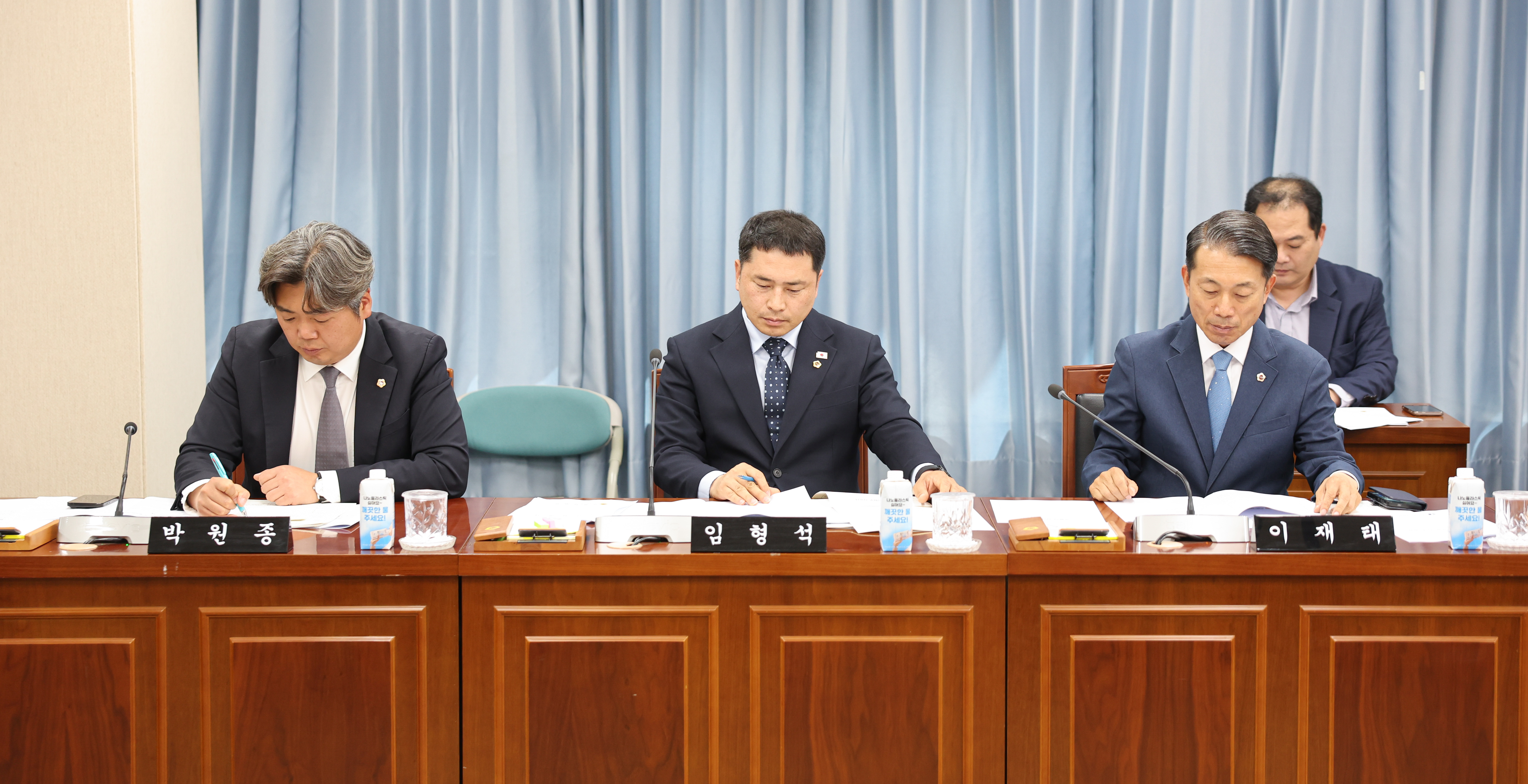 26년04월21일 제398회 임시회 교육위원회 회의 (12)1