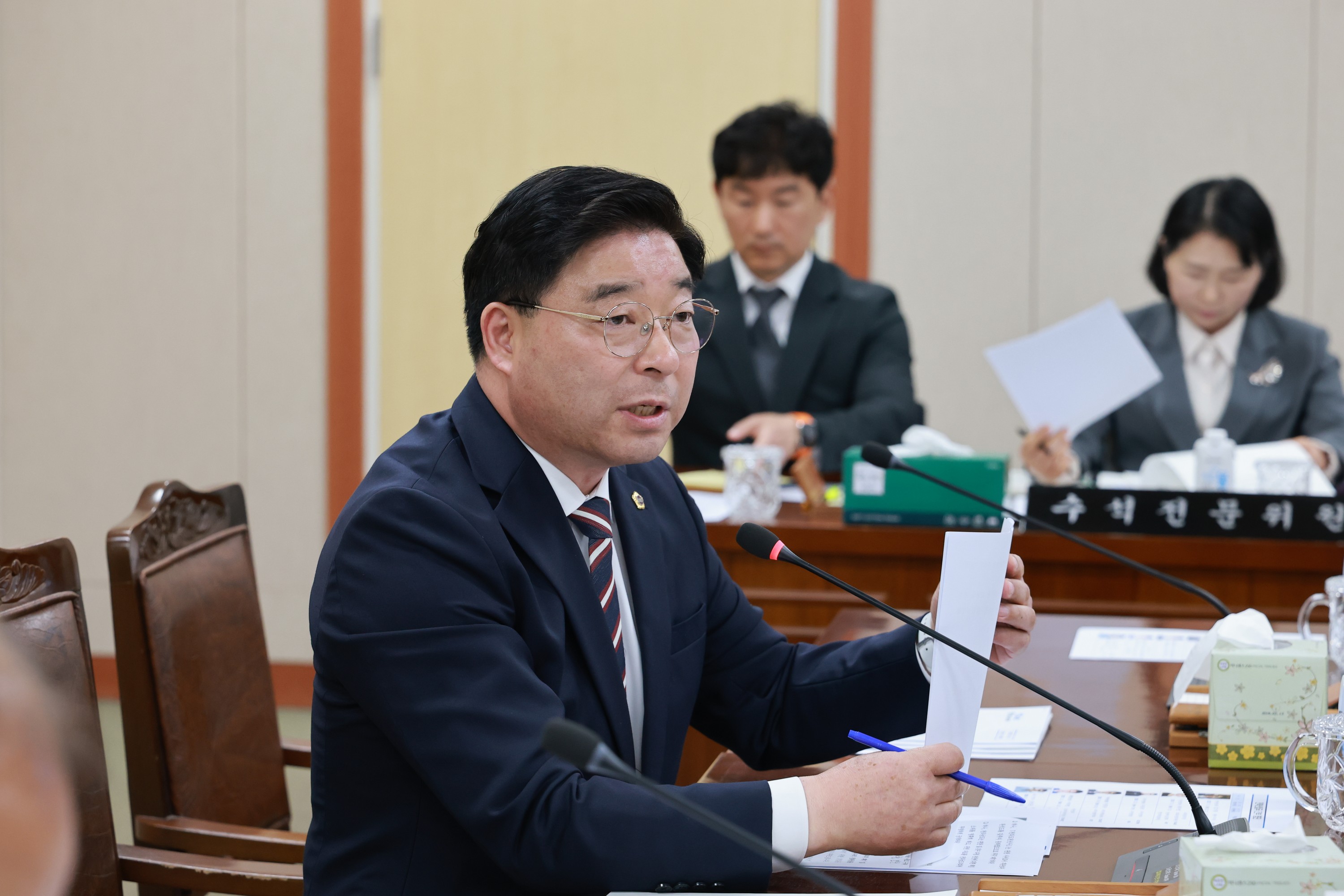 26년4월21일 제398회 임시회 경제관광문화위원회 회의 - 0051