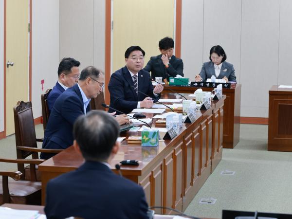 26년4월21일 제398회 임시회 경제관광문화위원회 회의 - 008 3