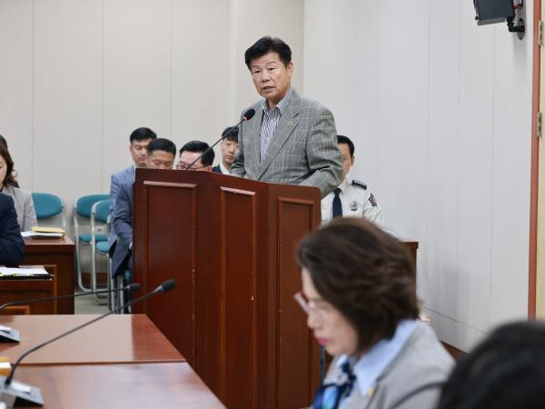 제398회 임시회 기획행정위원회 회의