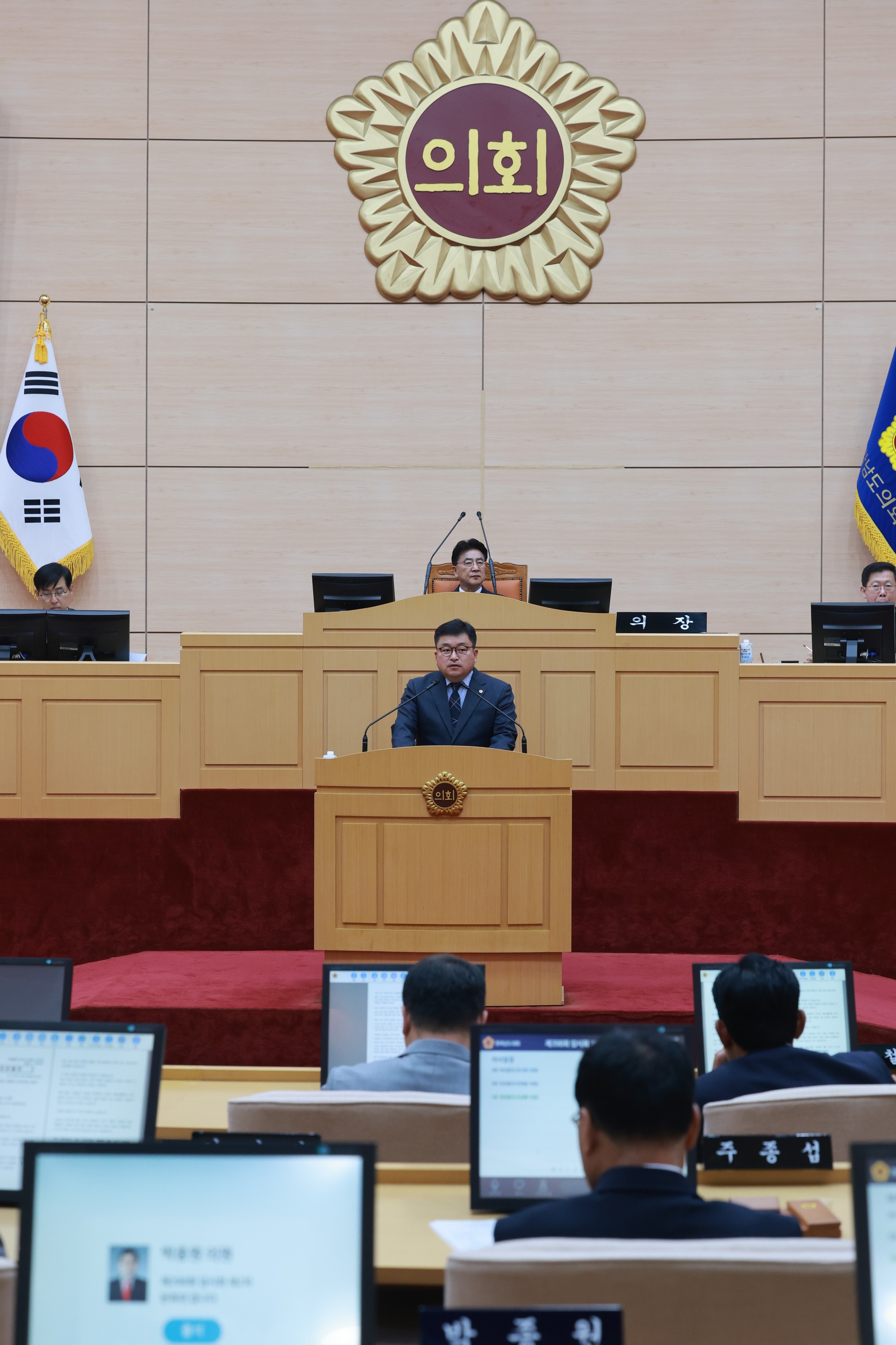 26년4월30일 제398회 임시회 제2차 본회의 - 1377