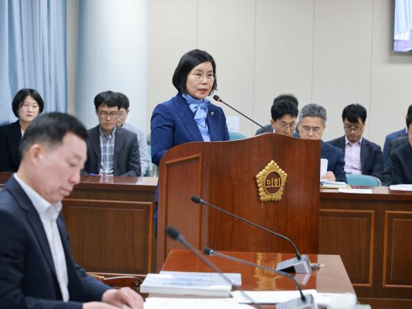 제398회 임시회 안전건설소방위원회 회의