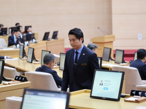 26년4월30일 제398회 임시회 제2차 본회의 - 042 2