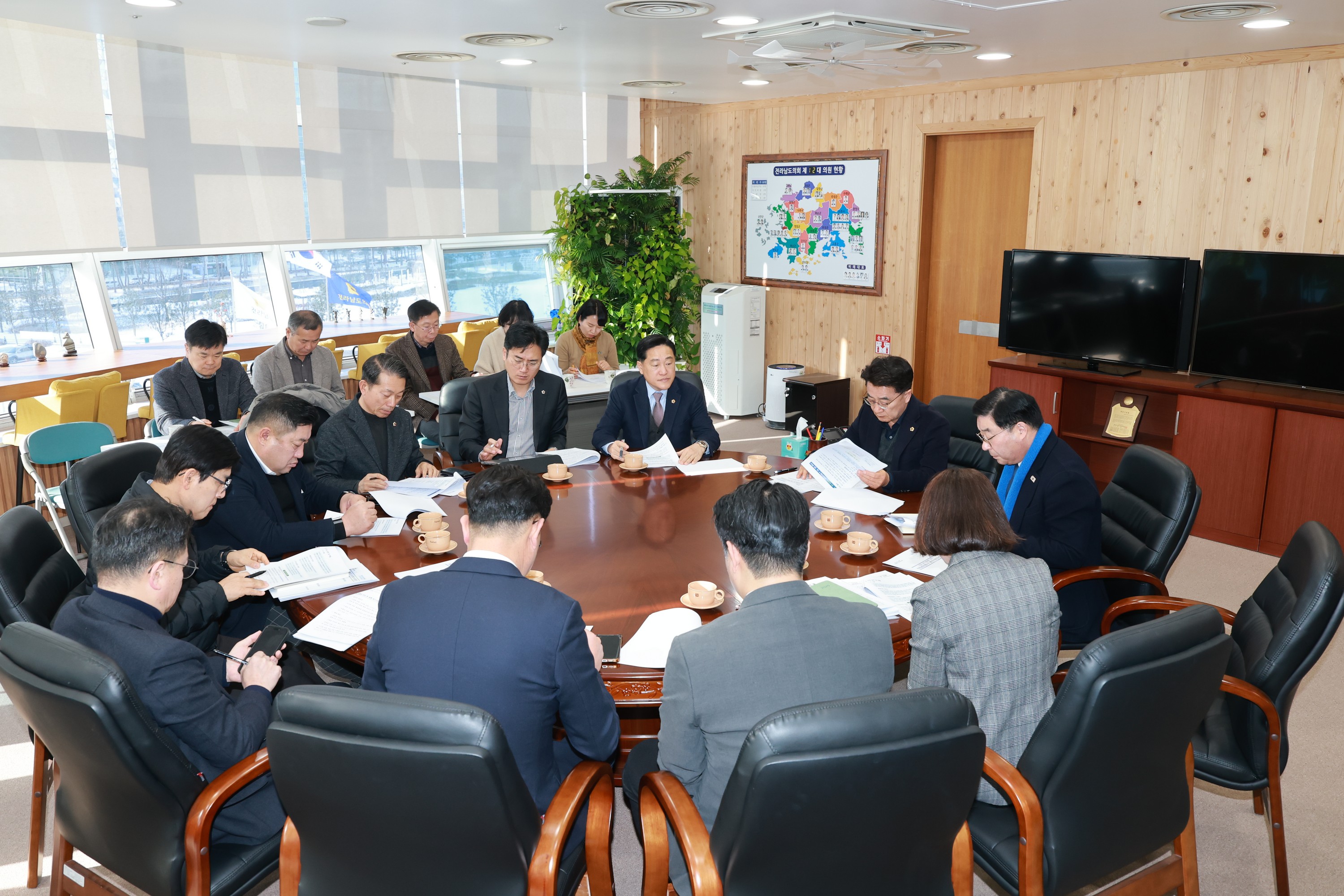 26년1월21일 전남·광주 행정통합 대응 전라남도의회 TF 1차 회의 - 0089