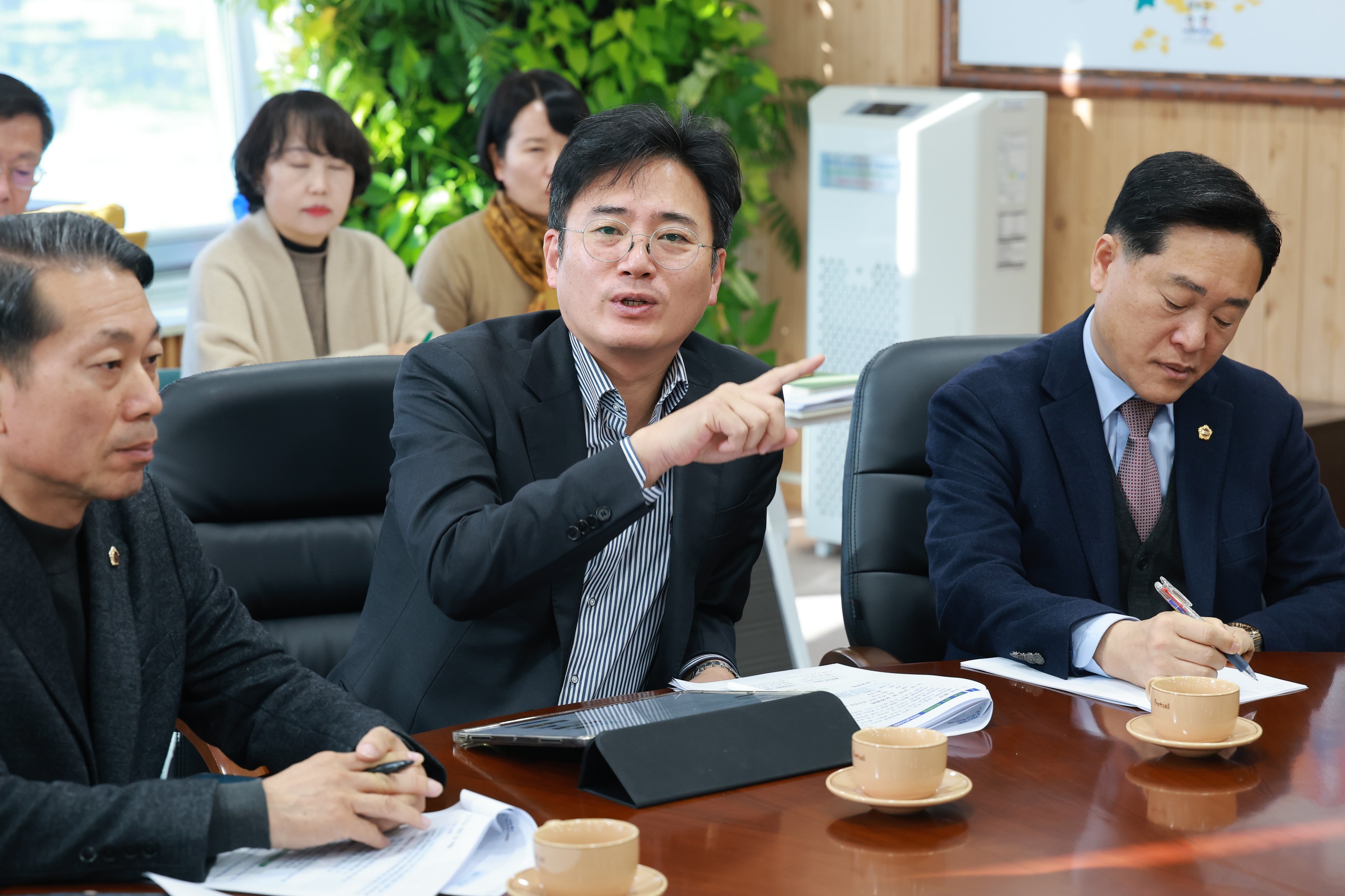 26년1월21일 전남·광주 행정통합 대응 전라남도의회 TF 1차 회의 - 0251