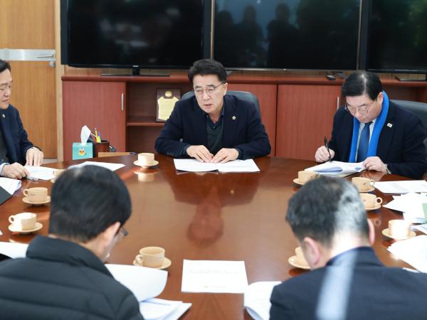 26년1월21일 전남·광주 행정통합 대응 전라남도의회 TF 1차 회의 - 012 5