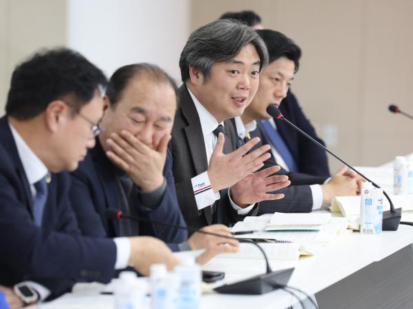 26년1월19일 광주·전남 행정통합 도의회-집행부 2차 간담회 - 120 3