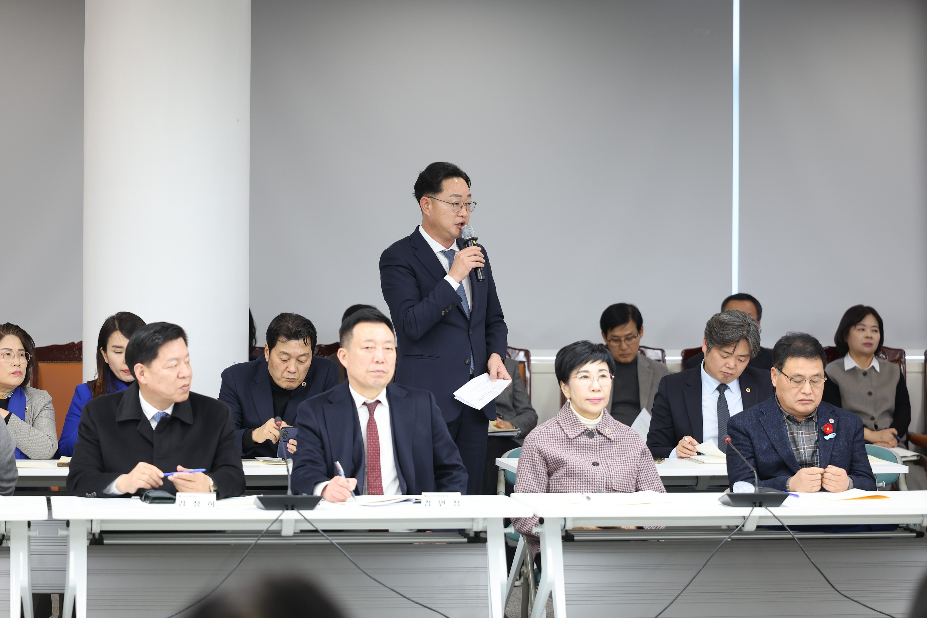 26년1월13일 광주_전남 행정통합 관련 도의회-집행부 간담회 - 0125